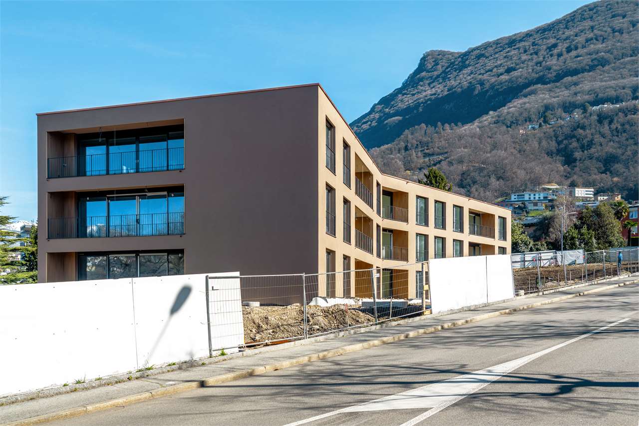 Elegante 4.5 locali all'ultimo piano - Residenza Pregassona 339 - Bild 2