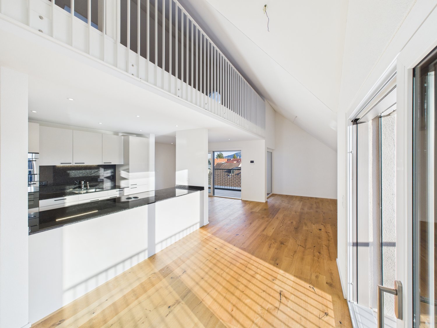 Moderne 5.5-Zimmer-Dachwohnung in Sirnach - Bild 1