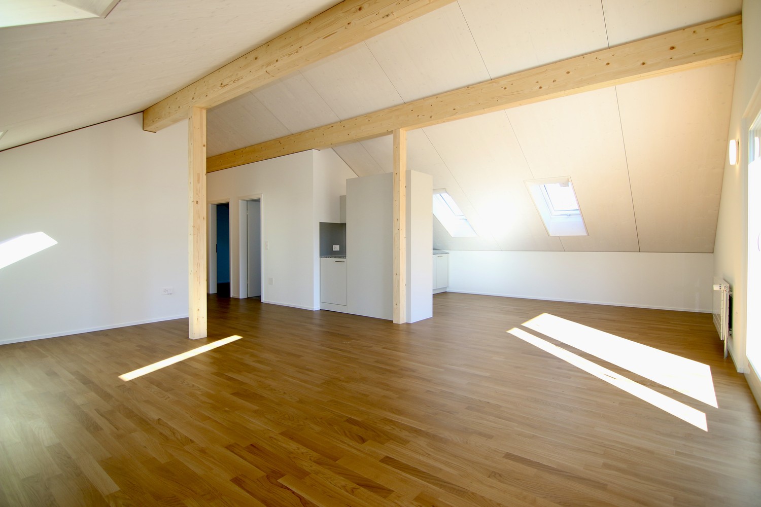 Erstbezug - 3.5-Zimmer Dachwohnung zu vermieten - Bild 2