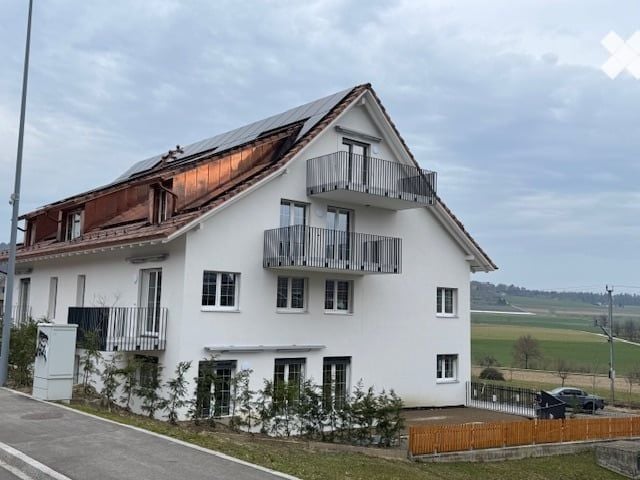 Moderne 4.5-Zimmer-Neubau-Wohnung in Sünikon, 114m2 - Bild 1