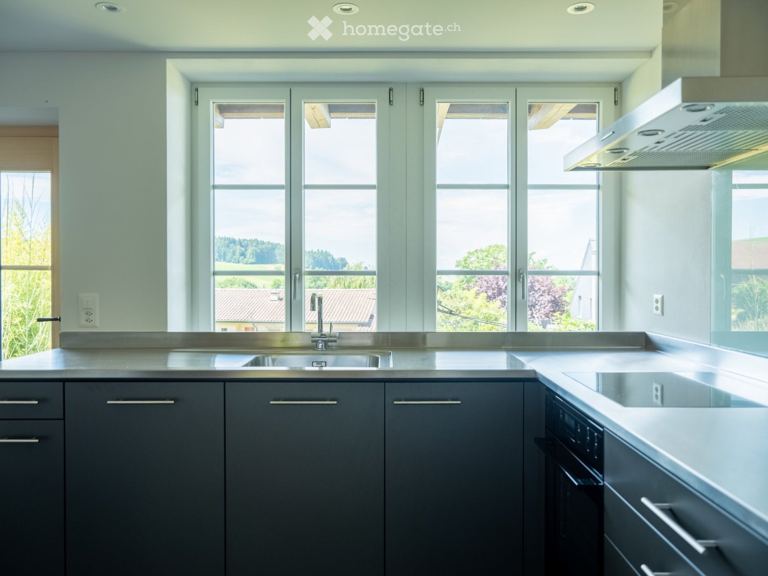 Neue moderne 3.5 Zi. Wohnung mit Charme in Bauernhaus im EG - Bild 5