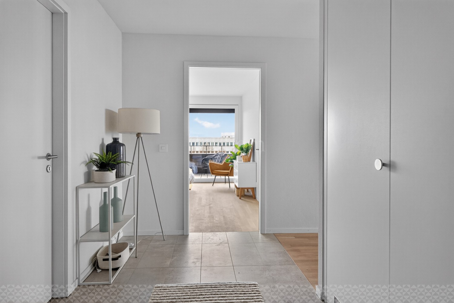 4.5 pièces neufs avec loggia et balcon - Bild 8