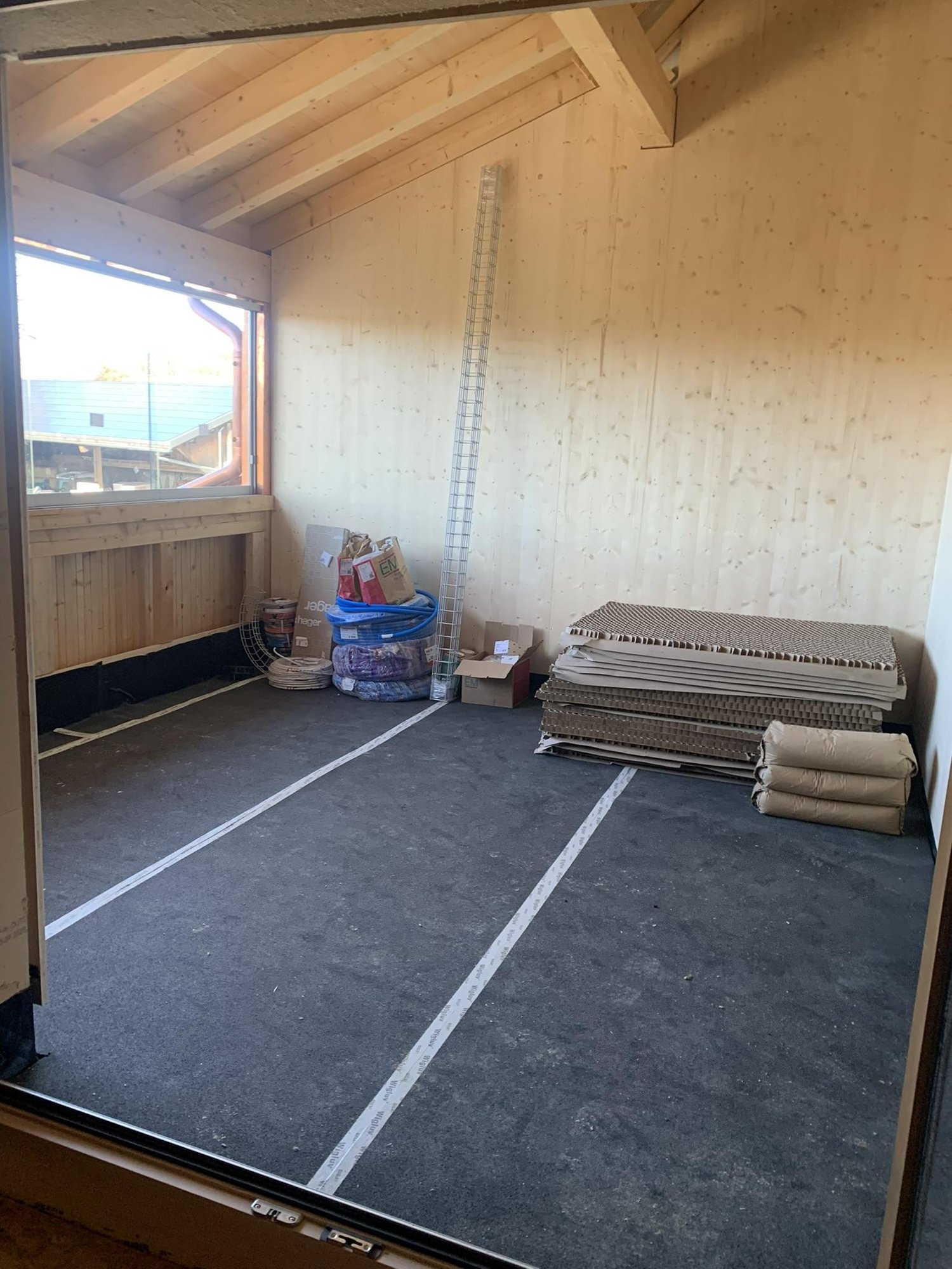Neue 3.5-Zimmer Dachwohnung auf dem Bauernhof - Bild 7