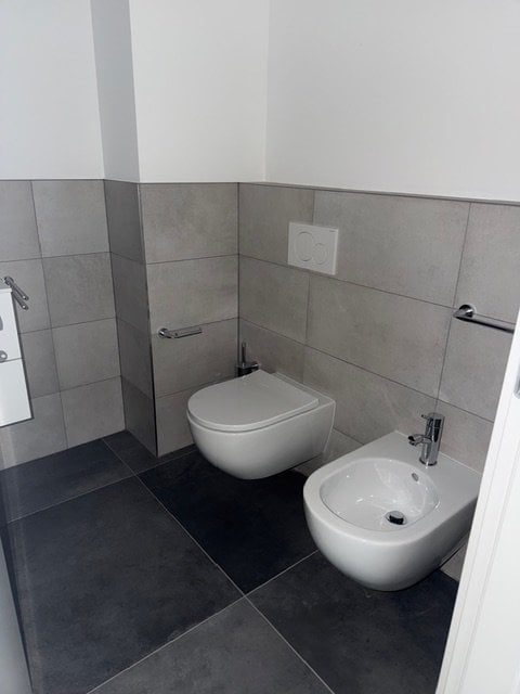 Affittasi appartamento nuovo 2.5 locali con balcone - Bild 10