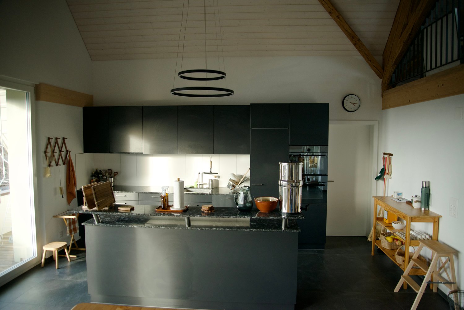 Moderne 5-Zimmer-Duplex-Wohnung mit Balkon und Weitsicht - Bild 3