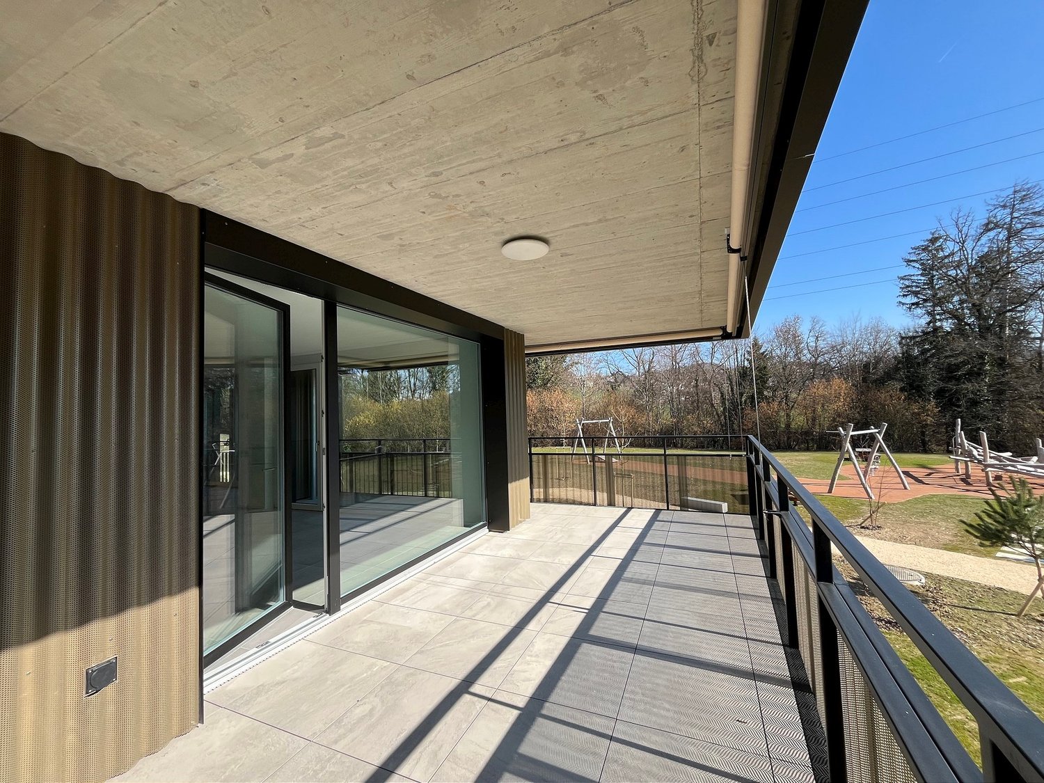 05702 - Appart. 4½ PCES - IMP. CHAMP-RIOND 26 - MATRAN - Bild 1