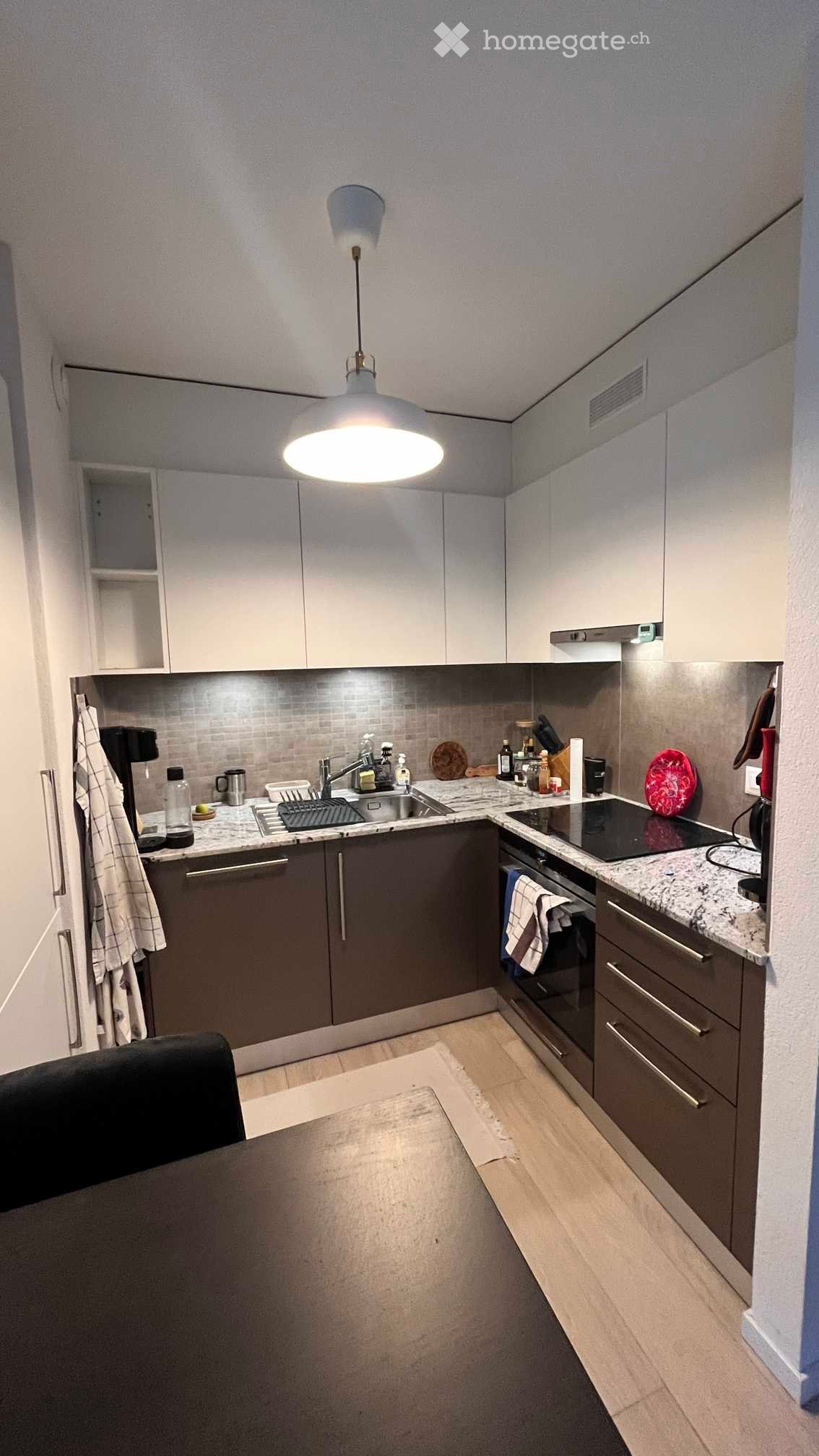 Appartement lumineux avec balcon – 15 min centre-ville – CHF 1"670 charges incluses - Bild 6