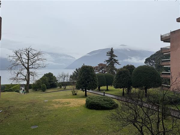 Melide: Appartamento 2.5 locali - Giardino