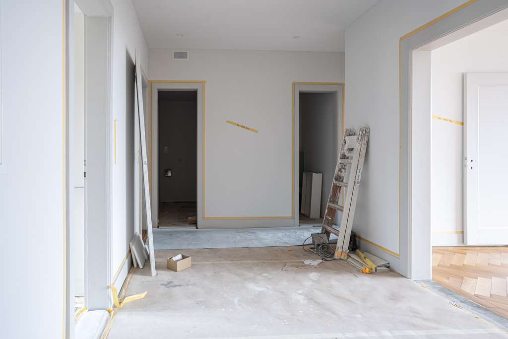 Sanierte Wohnung inmitten Breitenrainquartier zu vermieten - Korridor