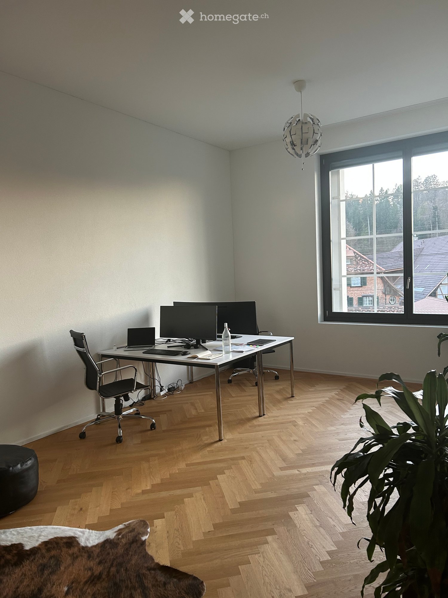 Moderne 3.5-Zimmer-Wohnung mit grosszügigem Reduit (11m²) - Bild 2