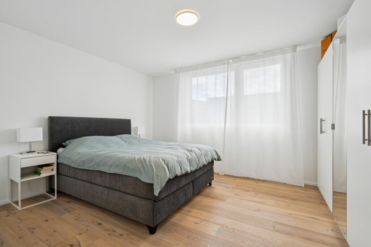 3.5-Zimmer-Attika mit traumhafter Fern- und Bergsicht - Bild 8