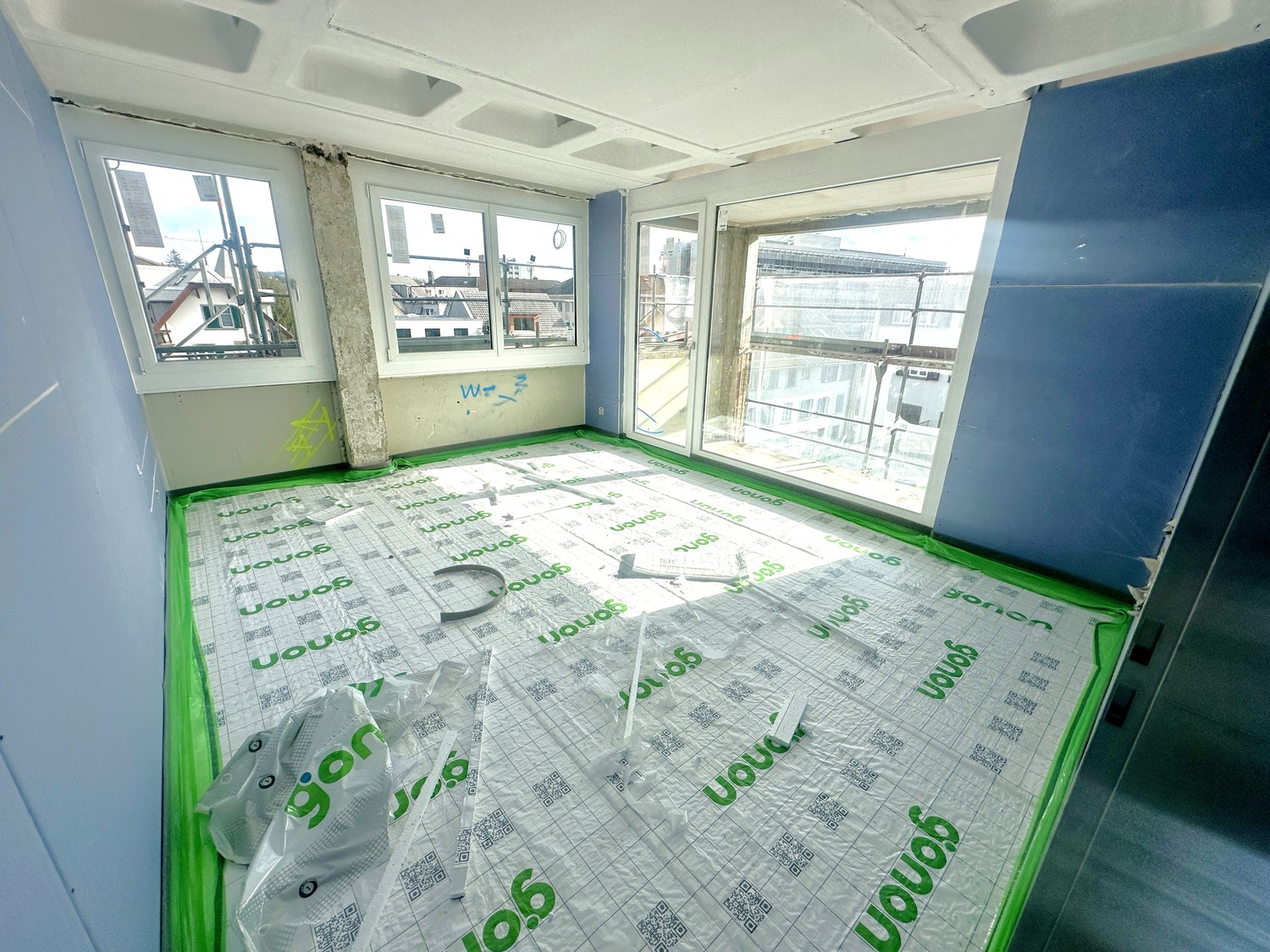 Wohnen mit Industrie-Chic in der ehemaligen Bschüssig - Zimmer mit Loggia-Zugang