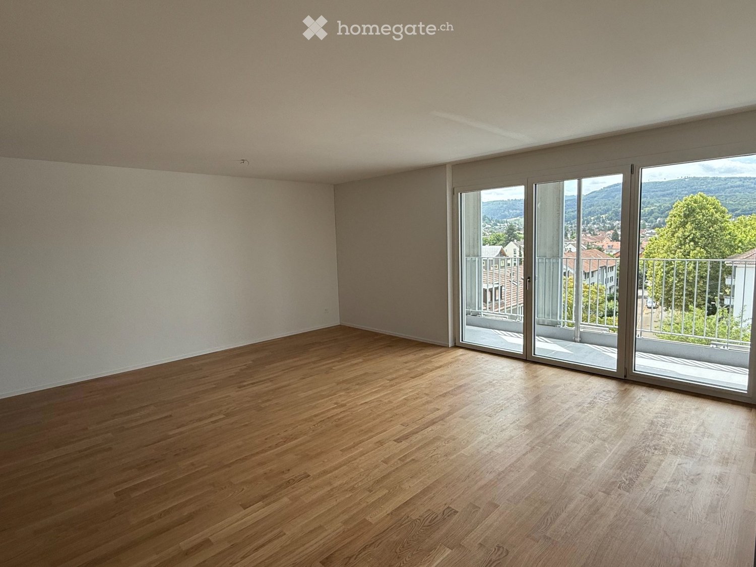 3.5-Zimmer-Wohnung im 4. OG mit Aussicht über Muttenz - Bild 3
