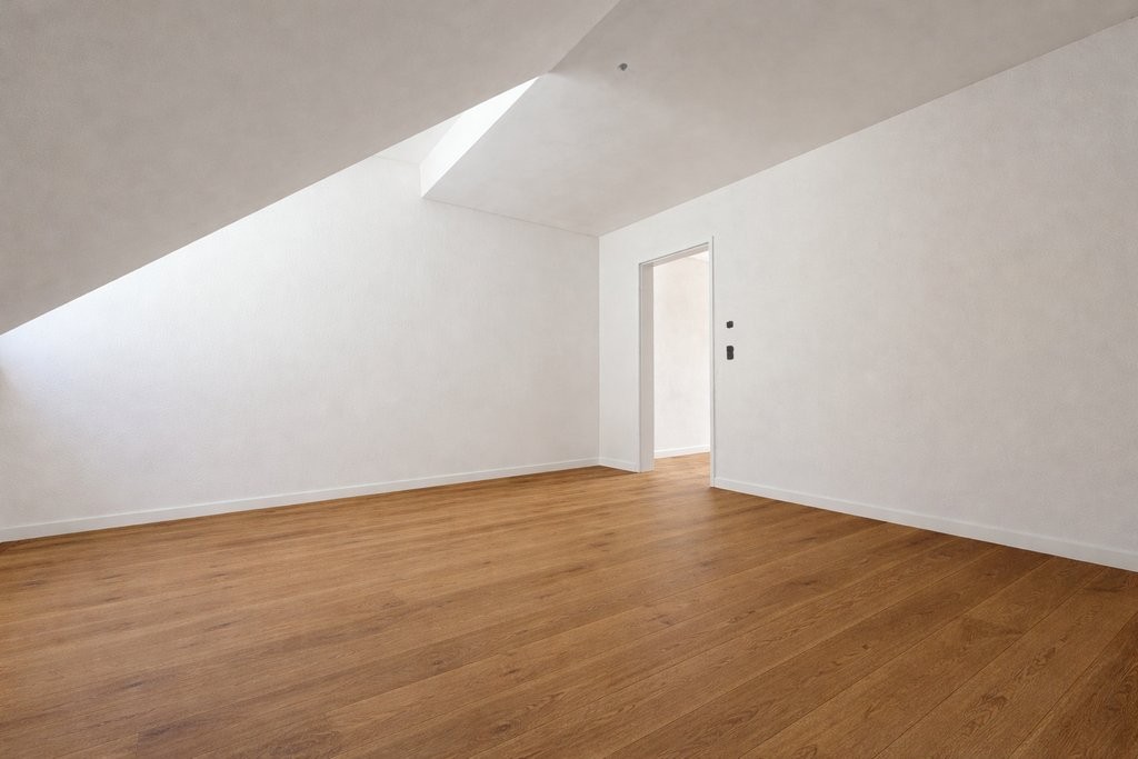 ERSTBEZUG: LICHTDURCHFLUTETER UND MODERNER NEUBAU - Bild 3