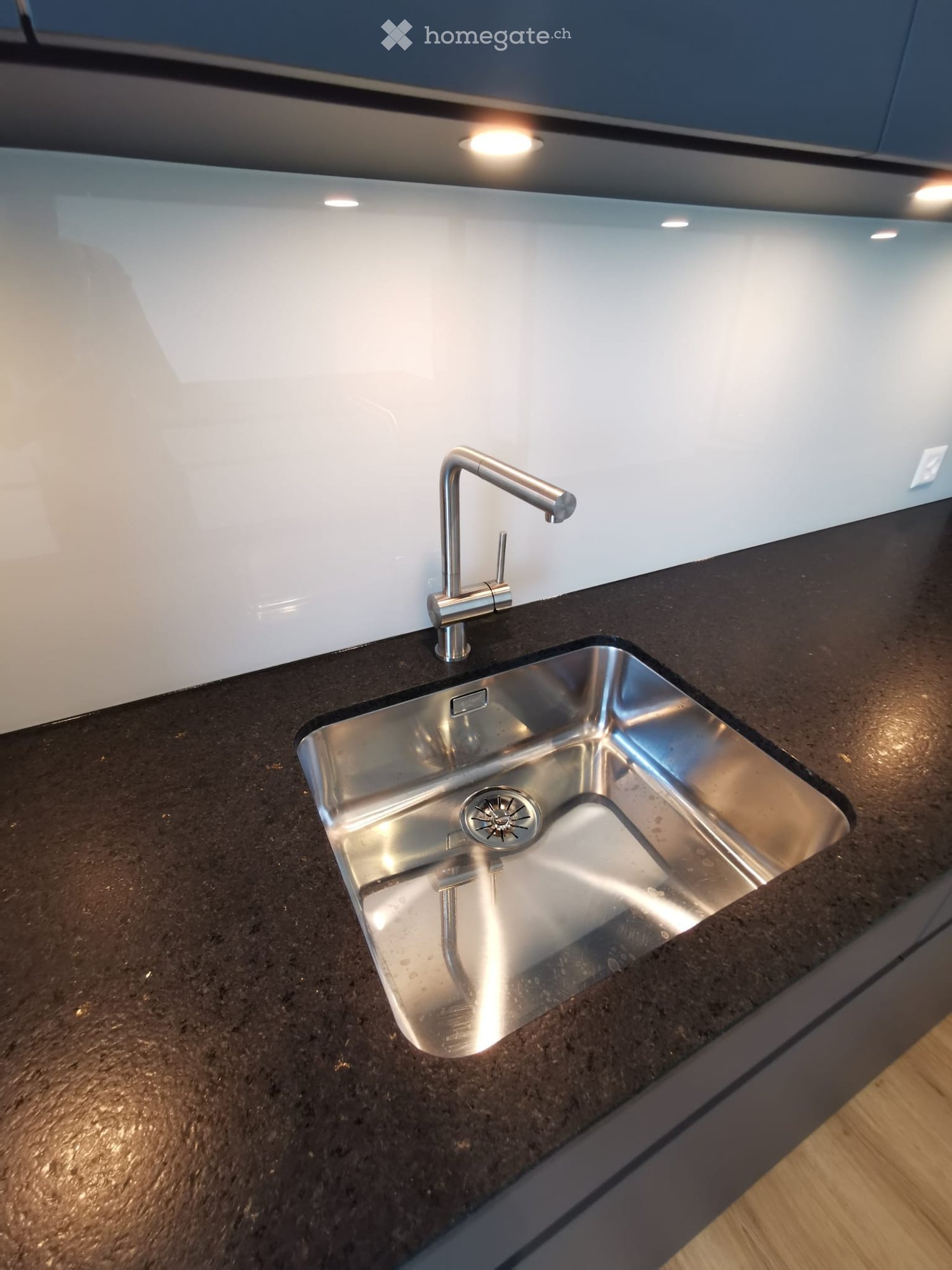 Topmoderne 4,5 Zimmer Attikawohnung mit grosser Terrasse - Bild 8