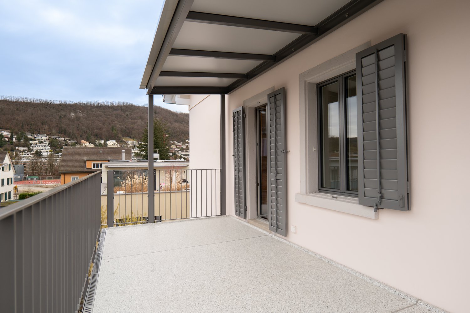 Erstbezug: einzigartige 4.5-Maisonettwohnung - innert 30 Minuten am Zürich HB - Bild 8