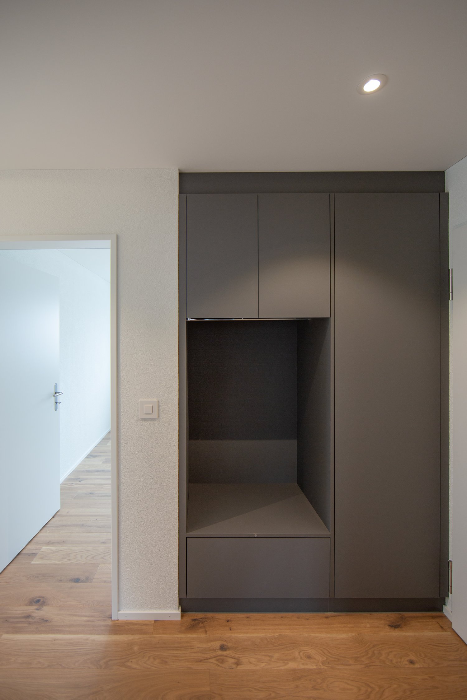 Exklusives Wohnerlebnis am Achenberg: Erstvermietung im Eigentumsstandard - Garderobe & Eingang