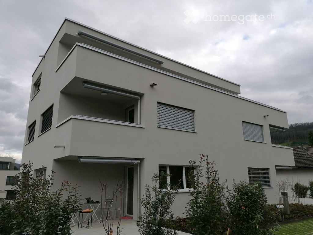 Moderne 2,5-Zimmer-Wohnung in Thürnen - Bild 1