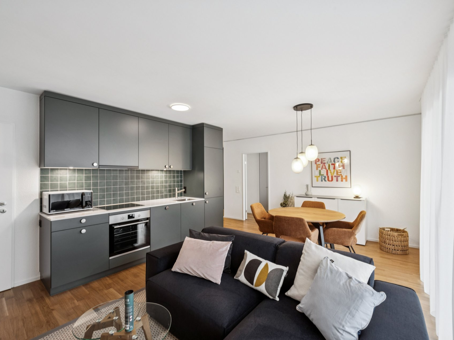 Design-Apartments im Lisbon-Style  Direkt am Bahnhof Muttenz - Bild 2