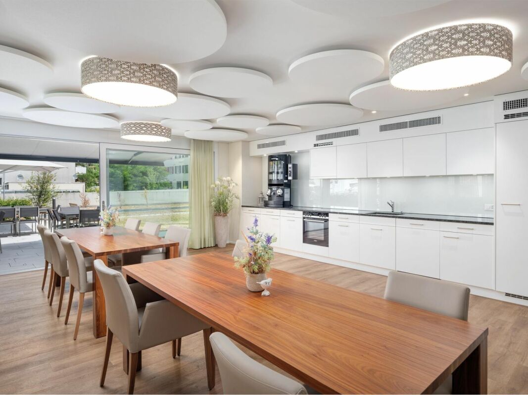 Wohnen mit Service - Belano Zuhause -Doppelstöckige 3.5-Zimmerwohnung mit Galerie - Bild 4