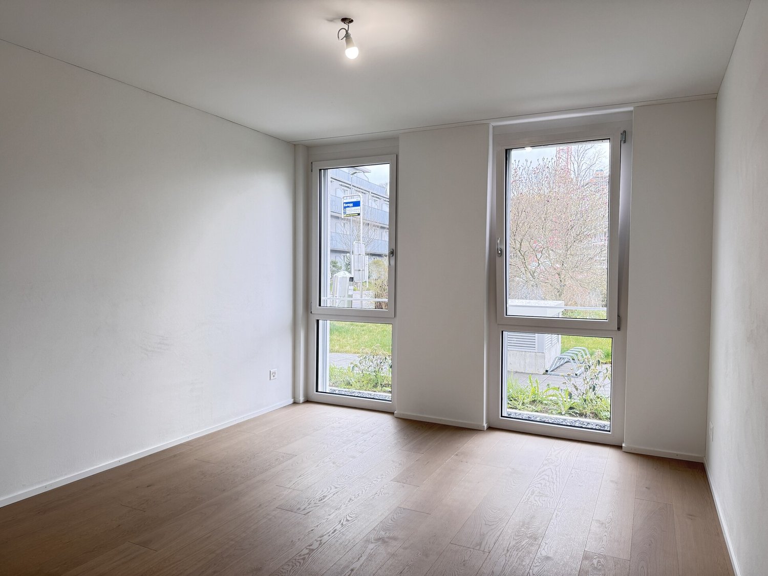 4.5 Zimmer Neubau-Wohnung im Erdgeschoss - 20260327_093716363_iOS