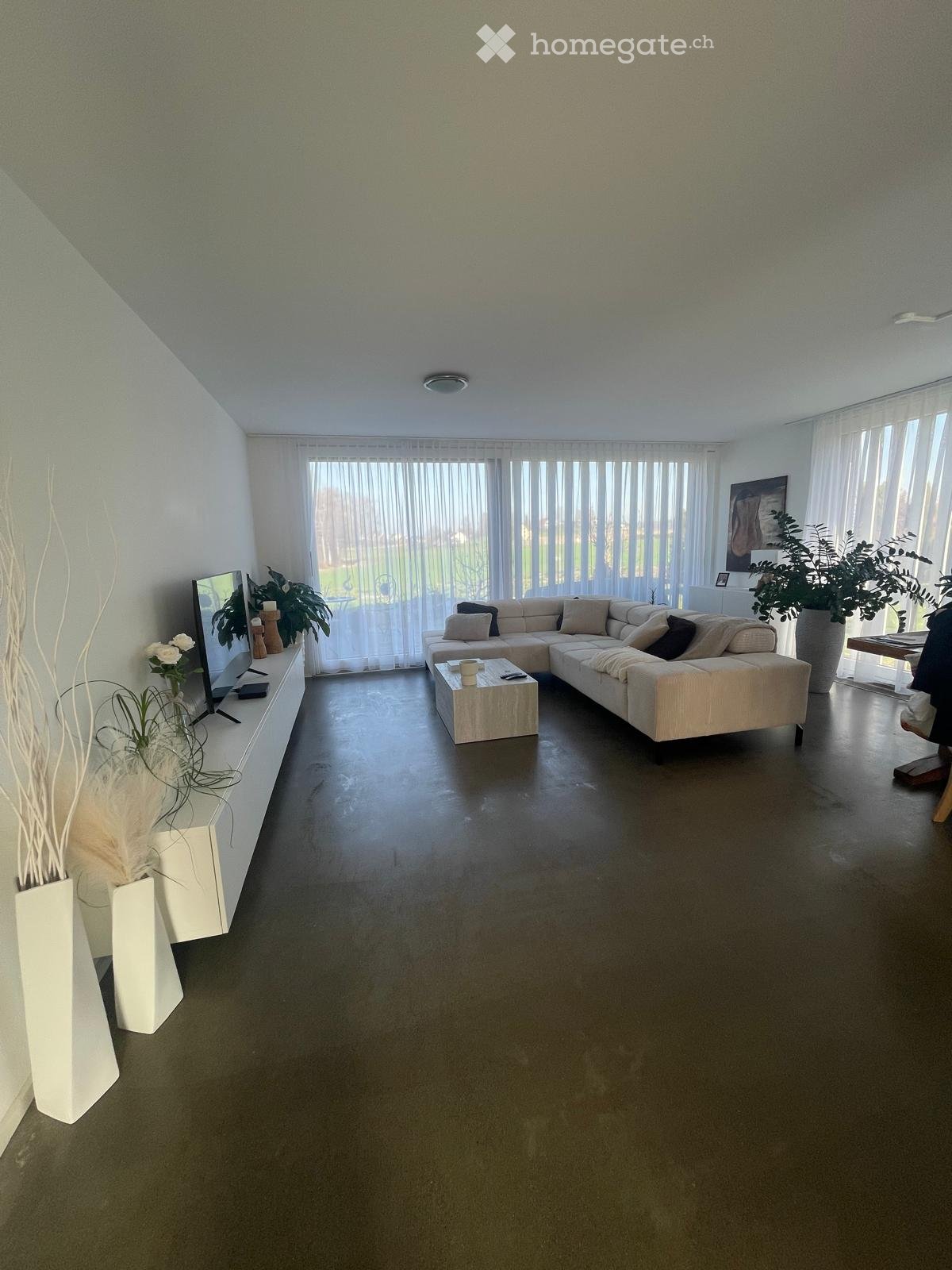 Moderne 5.5-Zimmer-Doppelhaushälfte in ruhiger Lage von Nänikon - Bild 6