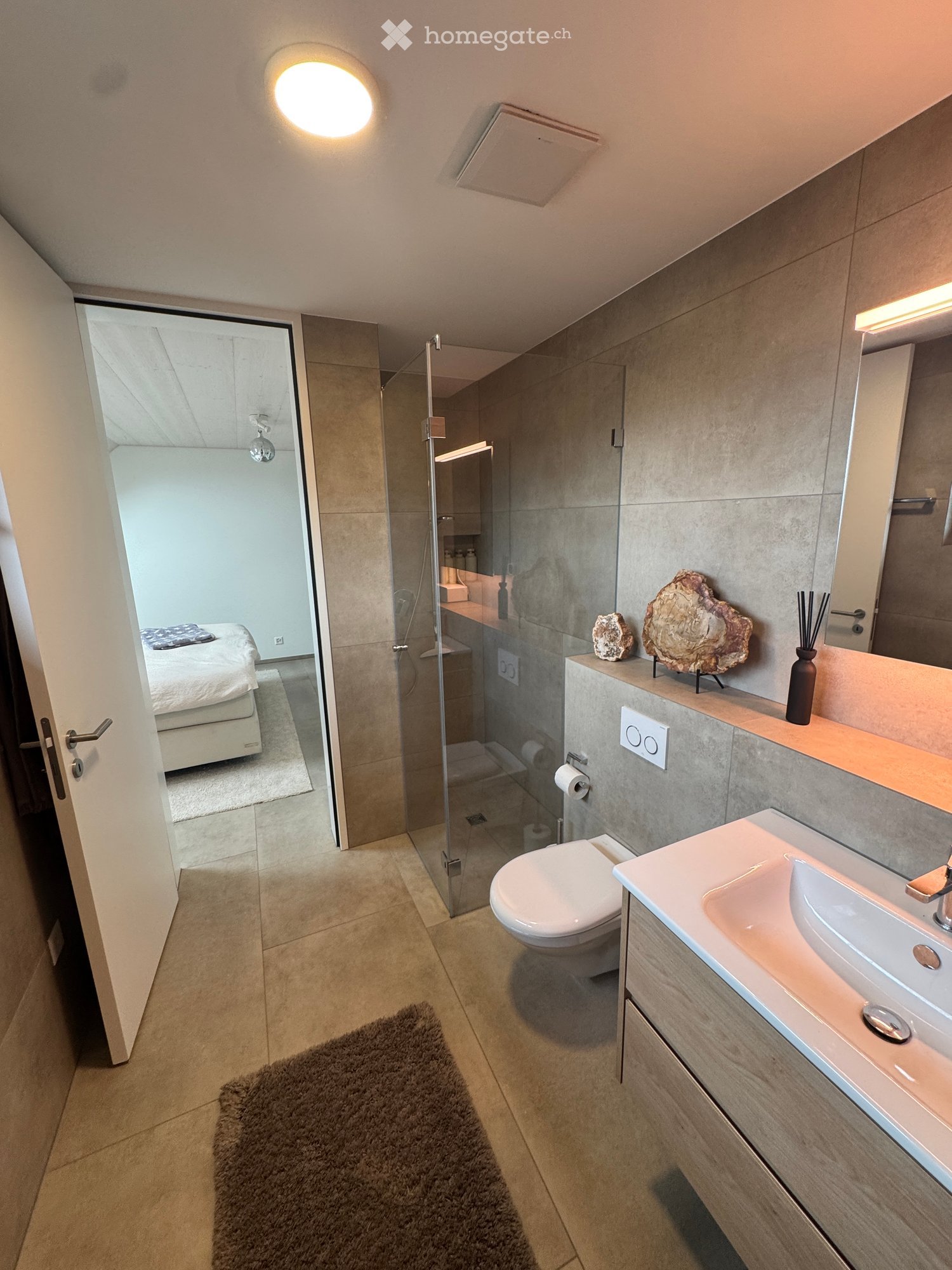 Moderne 5.5-Zimmer-Duplex-Wohnung in Bubikon mit Bergblick - Bild 6