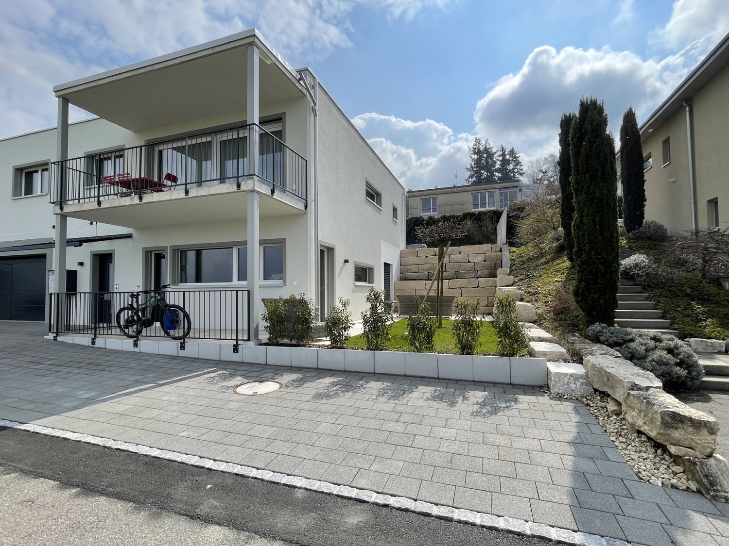 Jurablick - Neubauwohnung mit exklusivem Innenausbau - Bild 1