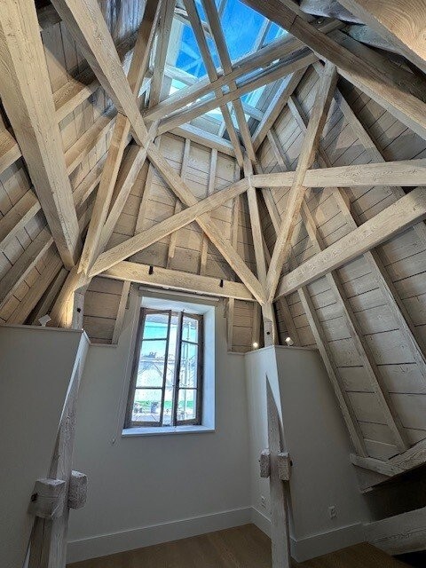 Soyez les premiers locataires de ce 3,5 pièces unique sous-gare! - sejour.jpg