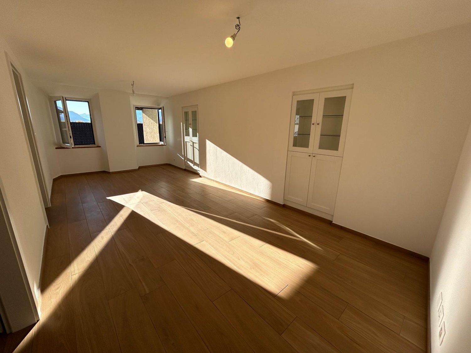 NEUF – Cœur du village – Place de parc – Pour personnes en bonne forme physique - Bild 4