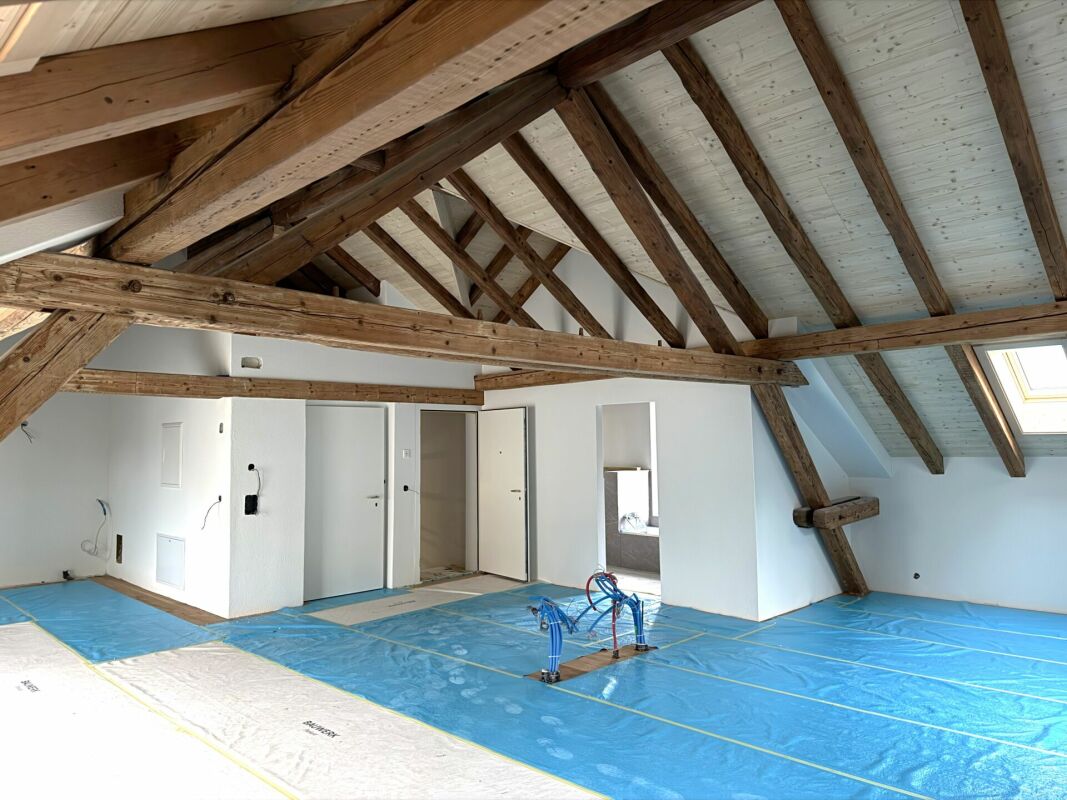 hochwertige Loftwohnung im Herzen von Rüti - Bild 1