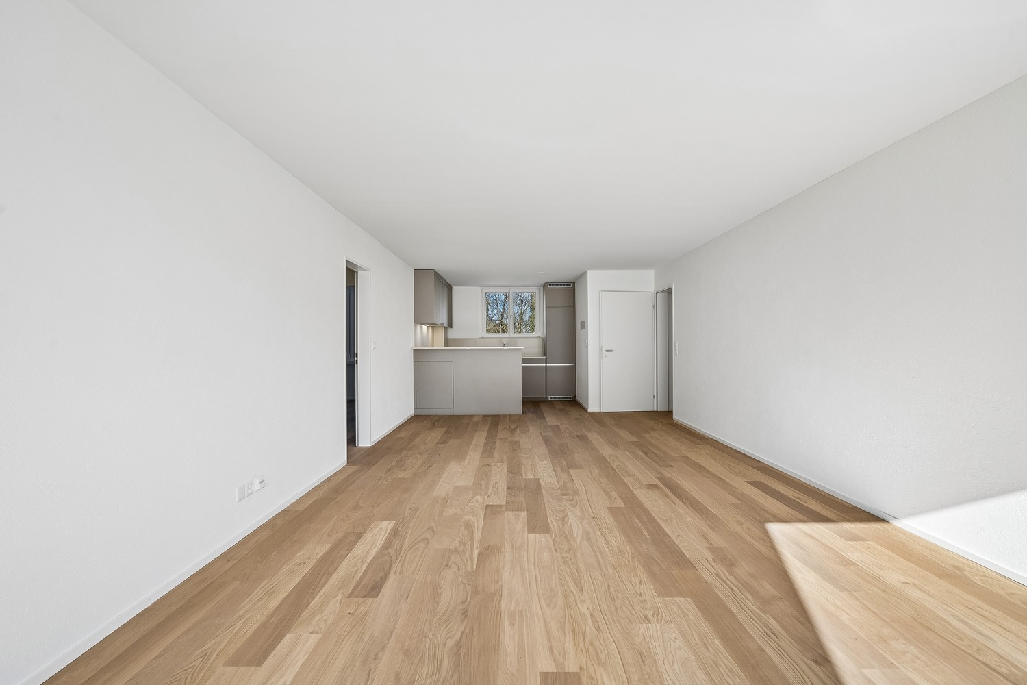 Exklusive 4.5-Zimmer-Wohnung  Erstbezug in Adliswil - Bild 4