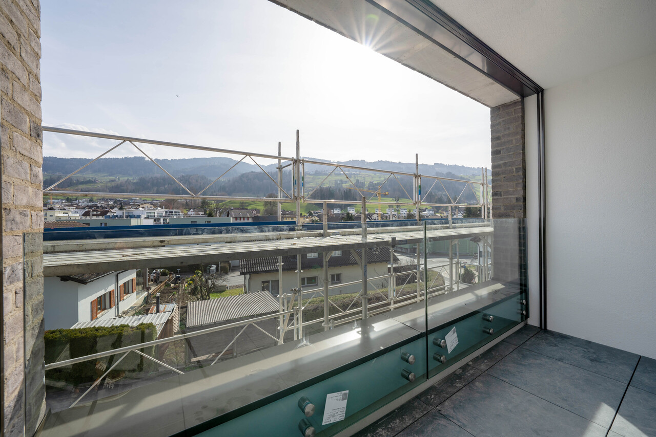 Exklusives Wohnen mit grosser Loggia - Bild 6