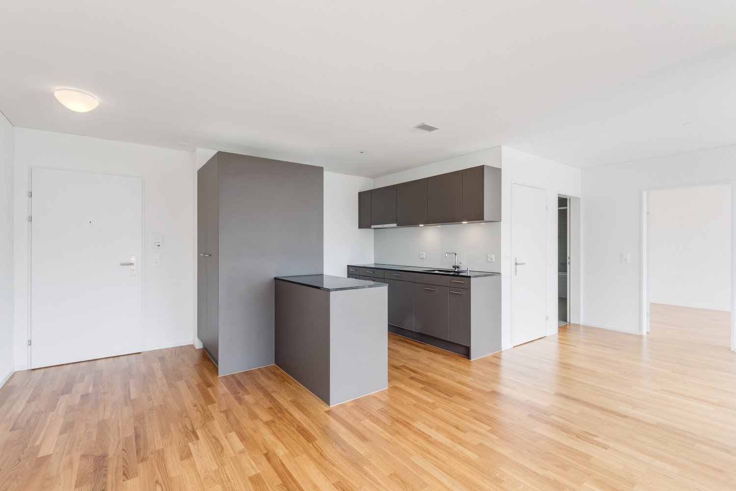 Moderne 2.5 Zimmerneubauwohnung in Emmen - Küche