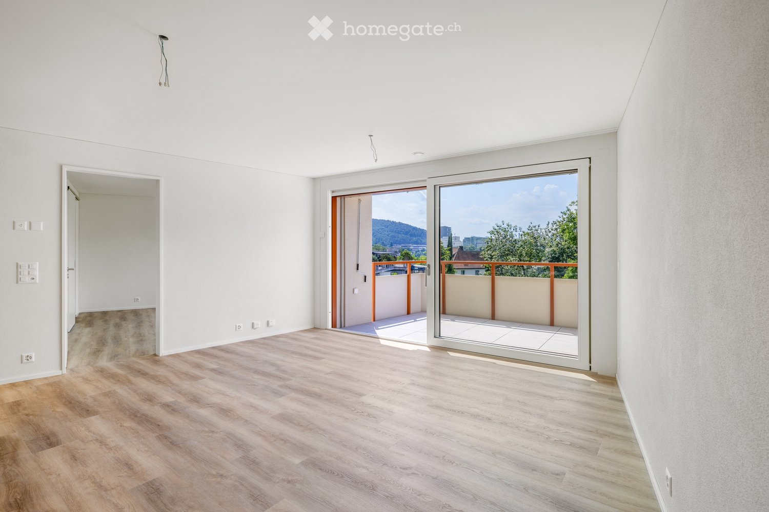 Moderne 2.5 Zimmerwohnung in privilegierter Lage oberhalb der Limmat - Bild 3