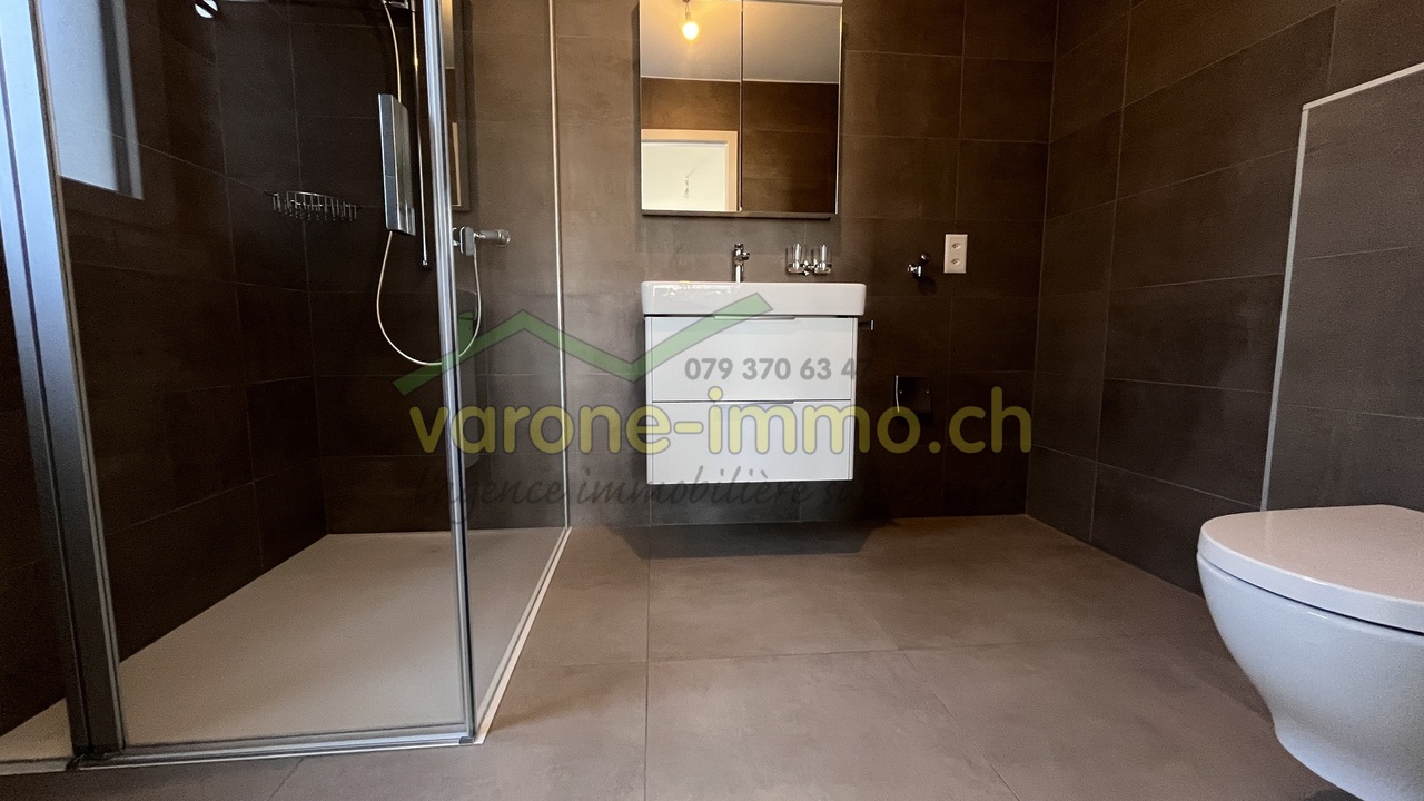 À LOUER à Saint-Germain / Savièse - 4.5 pces - Wc/douche