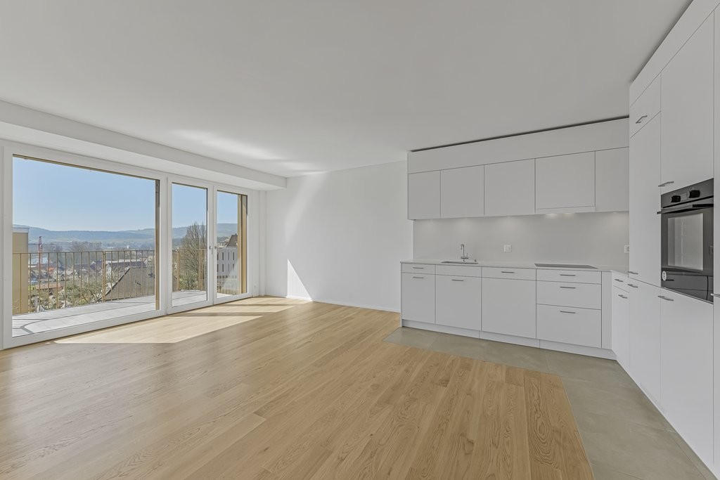 Moderne 3.5 Zimmer Attika-Wohnung - Wohnzimmer