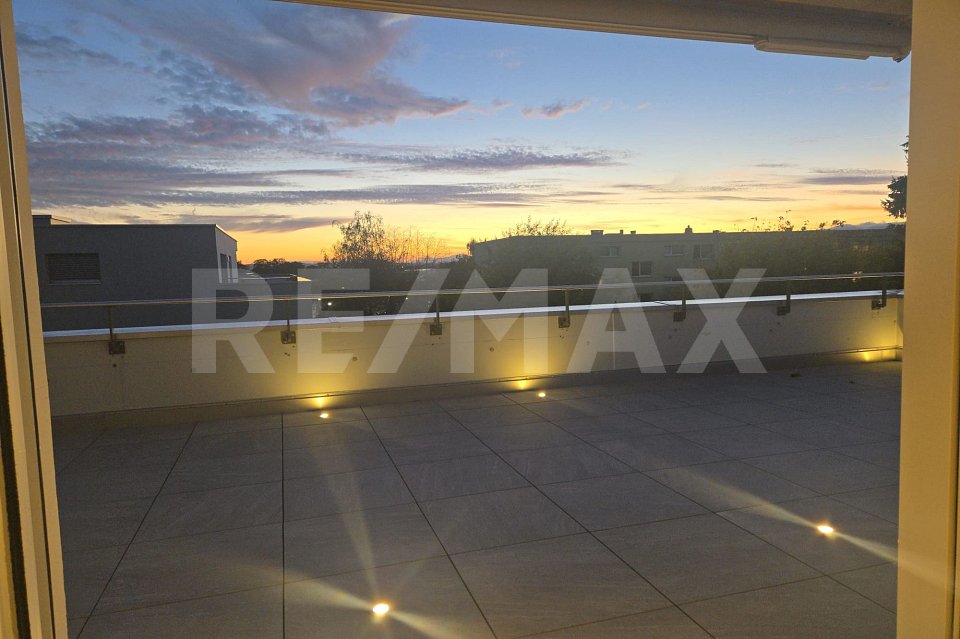 Magnifique attique meublé de 2,5 pièces avec terrasse de 65 m² à Avenches - Bild 6