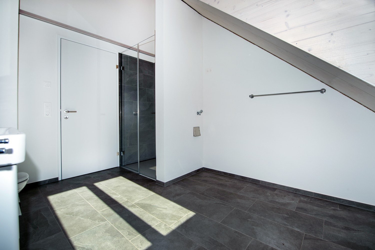 3-Maisonettezimmerwohnung direkt am Bahnhof Rüti - Badzimmer 2