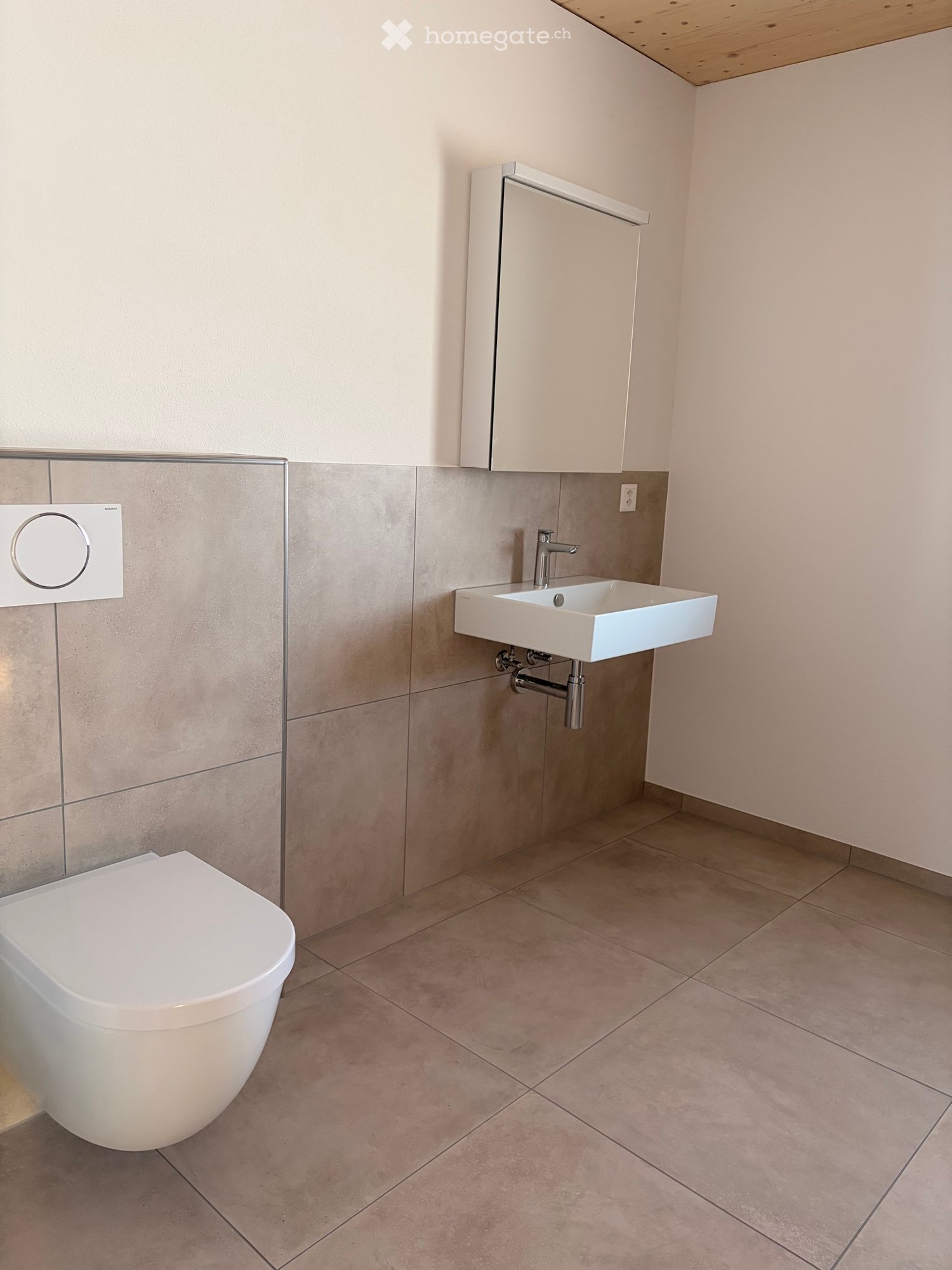 Erstvermietung: 2.5 Zimmerwohnung mit Aussicht - Bild 4