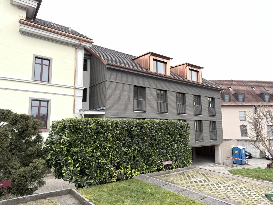 frisch fertiggestellte Dachwohnung mit Wohlfühlcharakter - Bild 2