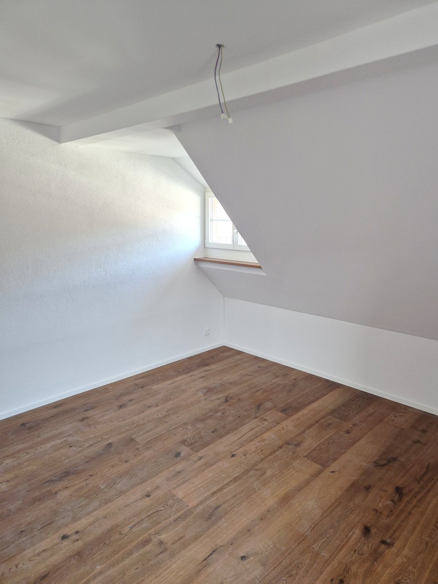 Wunderschöne Dachwohnung mit grosszügiger Terrasse und schöner Sicht - Bild 7