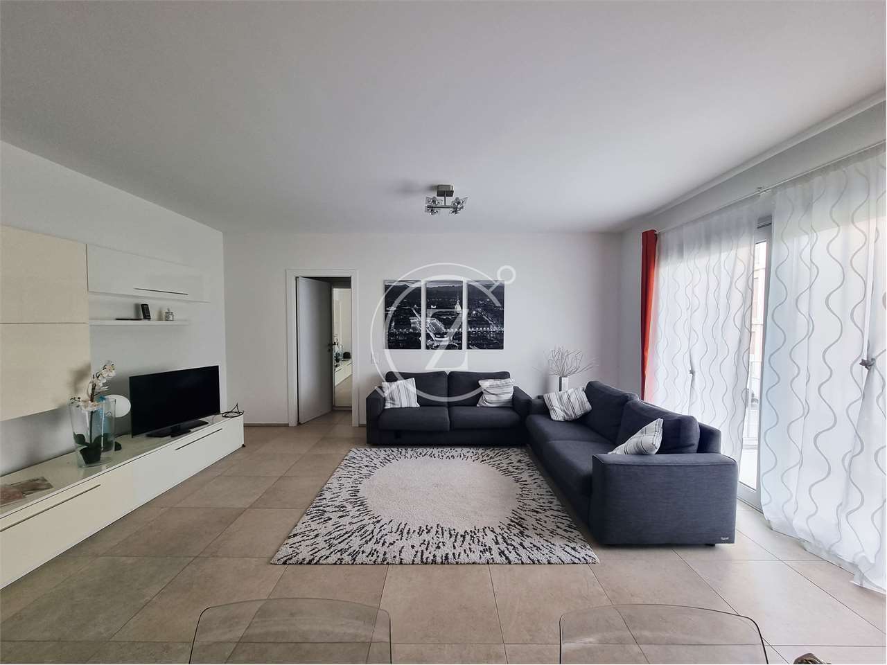 Appartamento 3.5 locali - Bild 1