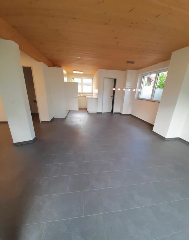 BEFRISTET | 3.5 Zimmer-Masionettewohnung in Seewen - Bild 2