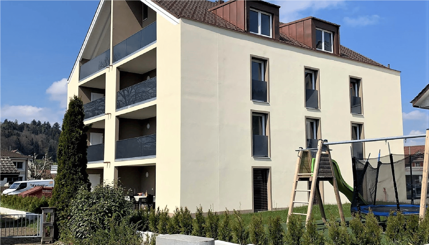 Moderne 3.5-Zimmer-Erdgeschosswohnung mit Gartenblick in Oberkulm - Bild 1