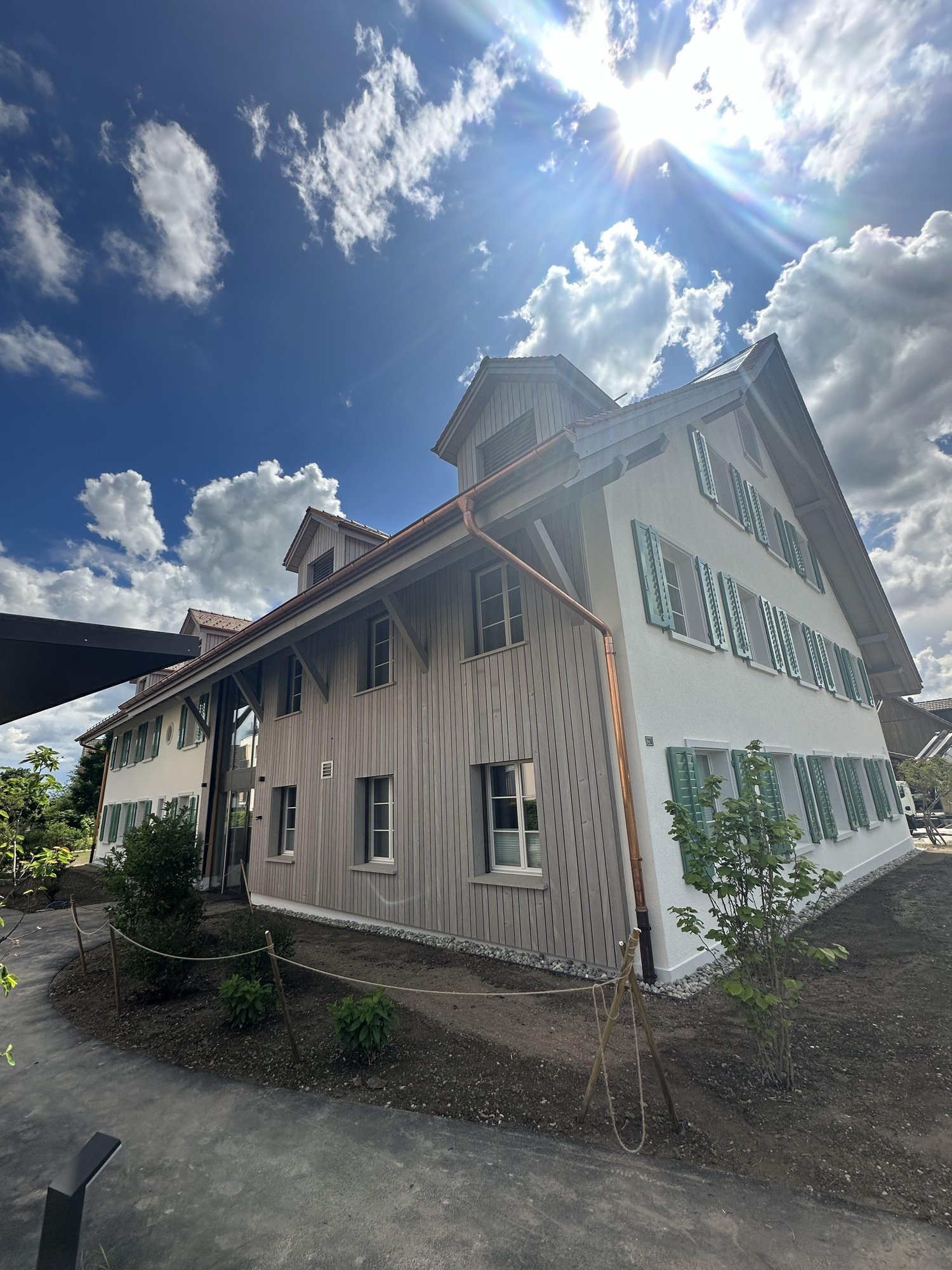 Moderne 3.5-Zimmer-Neubauwohnung im Erdgeschoss in Nürensdorf - Bild 1