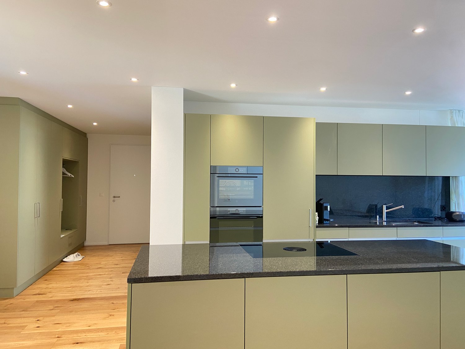 Erstvermietung Moderne 4.5-Zimmer-Neubau-Wohnung in Glarus - Bild 3