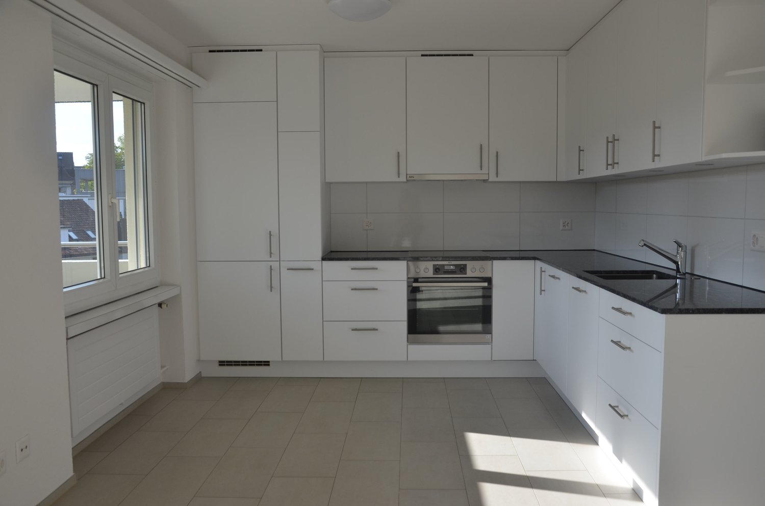 moderne 4.5-Zimmer-Wohnung an zentraler ruhiger Lage (mit Lift) - Bild 3