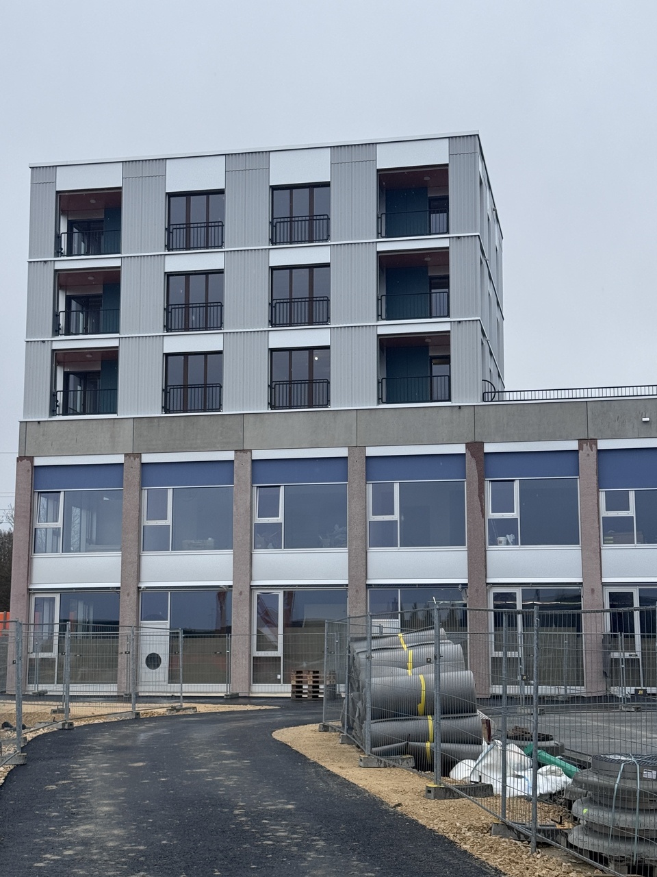 Estavayer-le-Lac, à louer, appartement de 3.5 pièces, 84 m2 + jardin - Bild 1