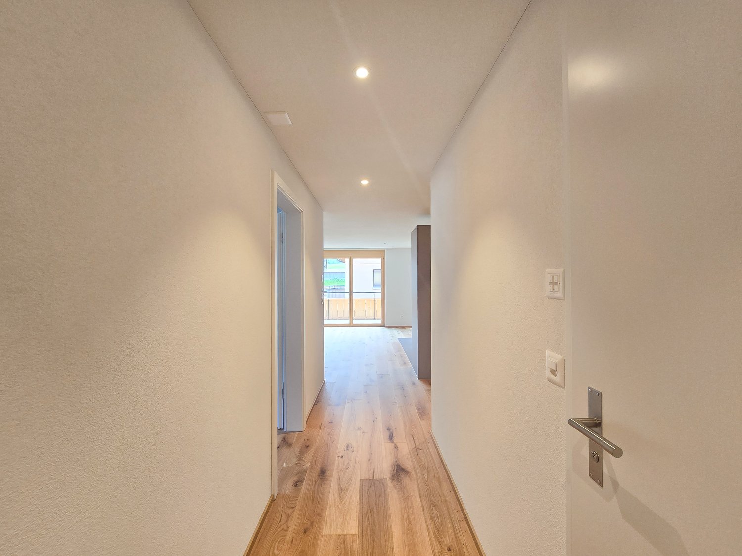 2.5-Zimmer-Wohnung im OG Ost - Bild 4